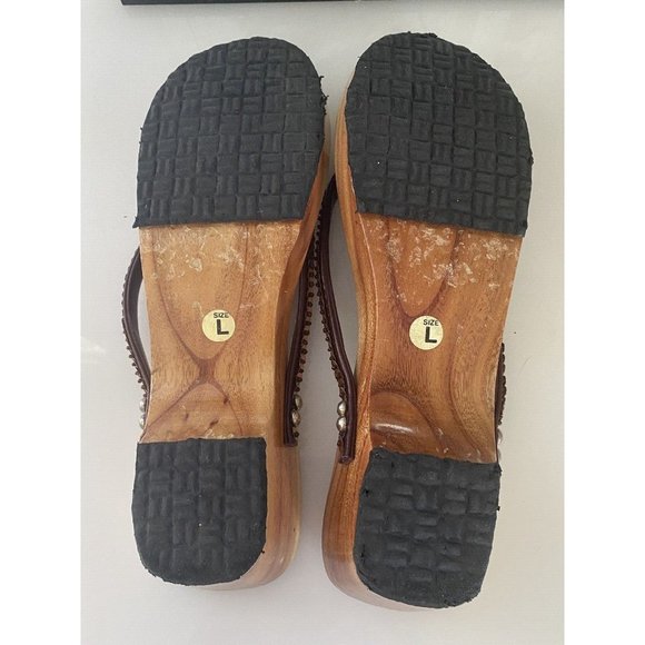 Wooden Womens Thong‎ Sequined Tropical Floral Painted Sandals Size L/9 Vintage - Picture 16 of 16